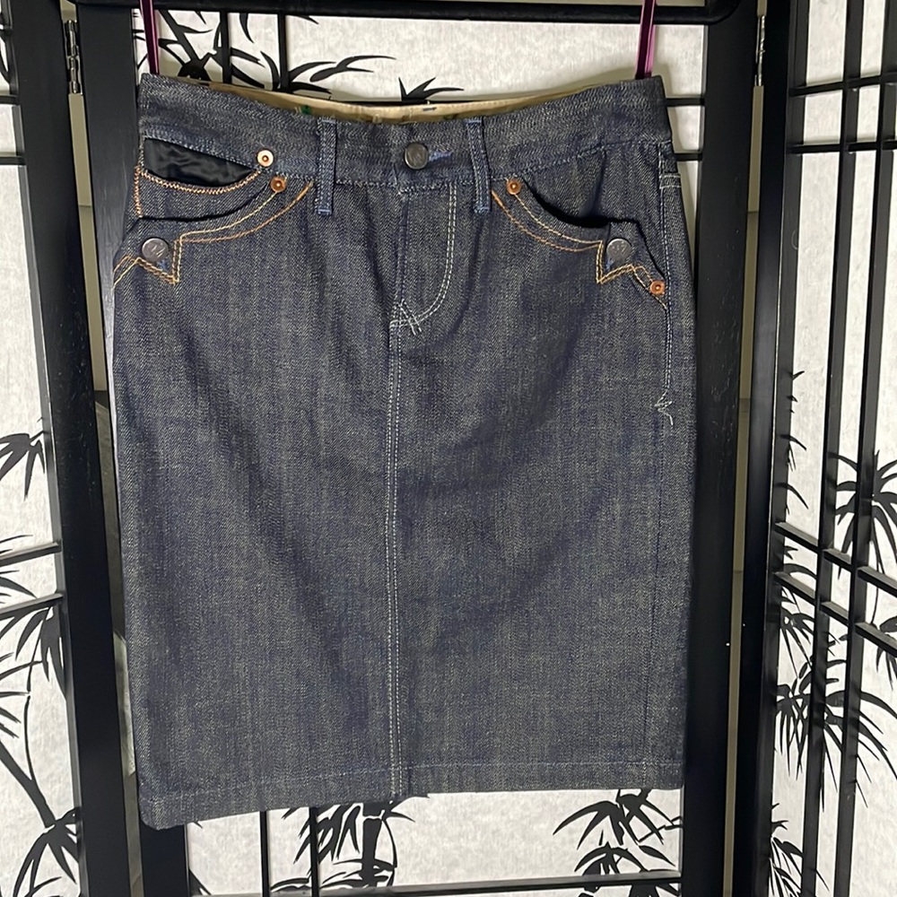 NWOT Wicked West Denim Pencil Skirt with contrast stitching ✨🍀🌟💥